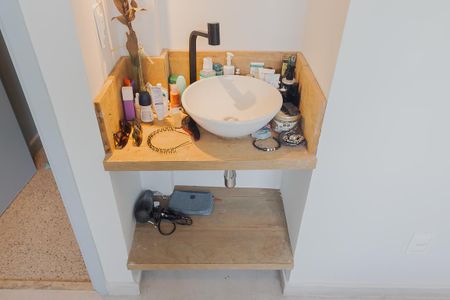 Apartamento à venda com 78m², 1 quarto e sem vaga Apartamento à venda com 78m², 1 quarto e sem vagaBanheiro da Suíte