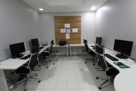 Apartamento à venda com 78m², 2 quartos e 1 vagaÁrea comum