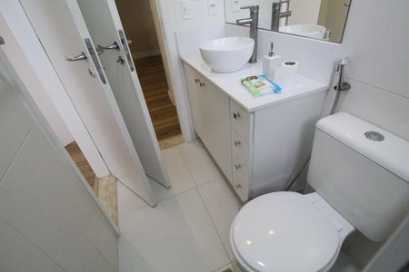 Apartamento à venda com 78m², 2 quartos e 1 vagaBanheiro da Suíte 1