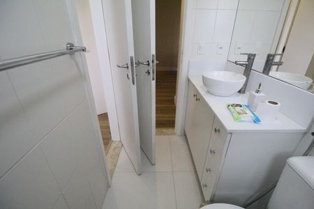 Apartamento à venda com 78m², 2 quartos e 1 vagaBanheiro da Suíte 1