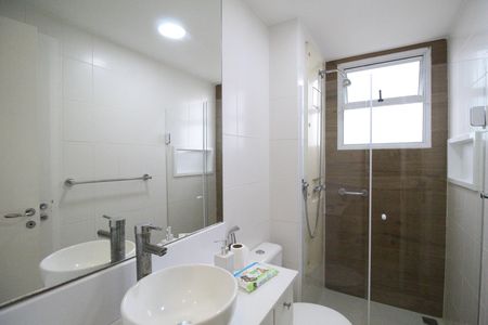 Apartamento à venda com 78m², 2 quartos e 1 vagaBanheiro da Suíte 1