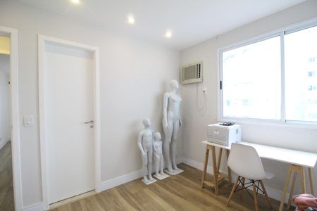 Apartamento à venda com 78m², 2 quartos e 1 vagaSuíte 1