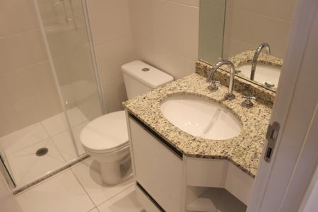 Apartamento para alugar com 65m², 2 quartos e 2 vagasBanheiro 1