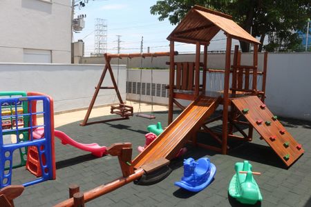 Apartamento para alugar com 65m², 2 quartos e 2 vagasÁrea comum - Playground