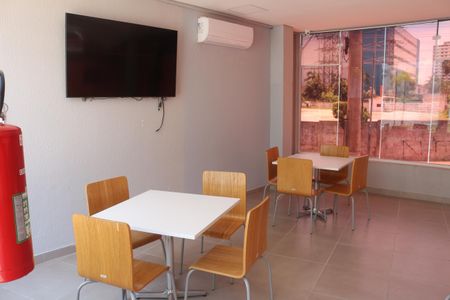 Apartamento para alugar com 65m², 2 quartos e 2 vagasÁrea comum - Salão de festas