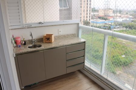 Apartamento para alugar com 65m², 2 quartos e 2 vagasVaranda