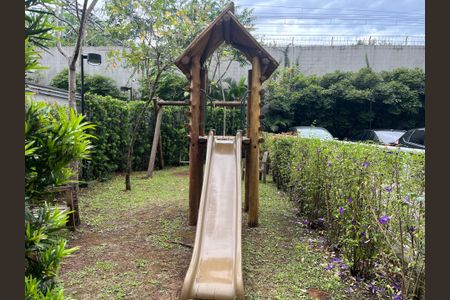 Apartamento para alugar com 33m², 2 quartos e sem vaga Apartamento para alugar com 33m², 2 quartos e sem vagaÁrea comum - Playground