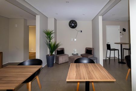 Apartamento à venda com 37m², 2 quartos e sem vaga Apartamento à venda com 37m², 2 quartos e sem vagaÁrea comum - Salão de festas