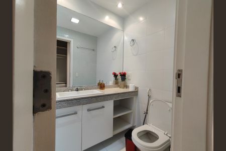 Apartamento para alugar com 206m², 4 quartos e 3 vagasBanheiro da Suíte 1