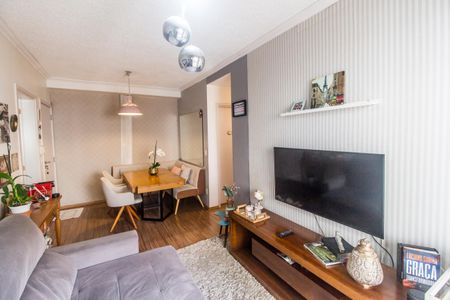 Sala de apartamento à venda com 2 quartos, 68m² em Jardim Tupanci, Barueri