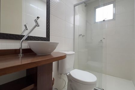 Banheiro de apartamento para alugar com 2 quartos, 49m² em Ponte Grande, Guarulhos