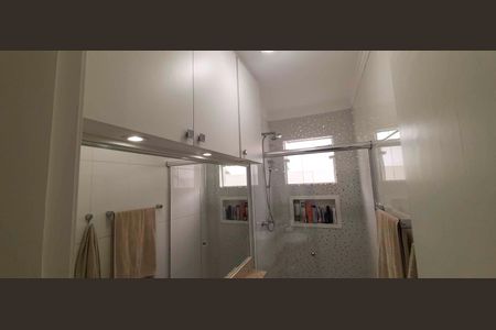 Casa de condomínio à venda com 80m², 2 quartos e 2 vagasBanheiro Social