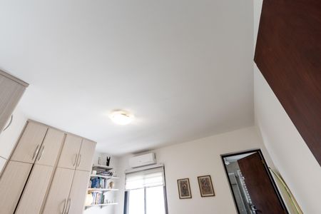 Casa à venda com 119m², 2 quartos e 2 vagas