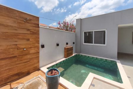 Apartamento à venda com 184m², 3 quartos e 2 vagasQuintal - Piscina