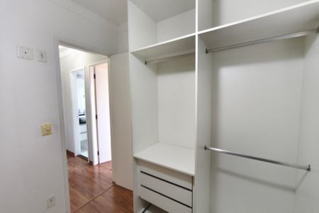 Apartamento à venda com 184m², 3 quartos e 2 vagasQuarto 3