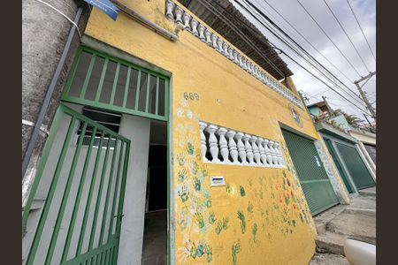 Casa à venda com 263m², 2 quartos e 8 vagasFachada