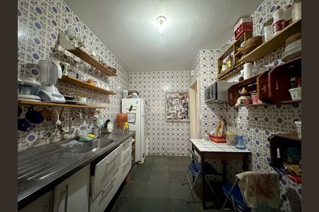 Casa à venda com 263m², 2 quartos e 8 vagasCozinha