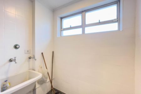 Apartamento à venda com 57m², 1 quarto e 1 vagaCozinha e área de serviço 