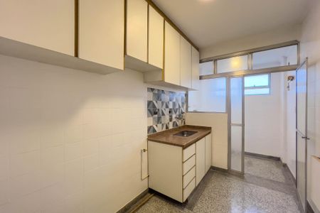Apartamento à venda com 57m², 1 quarto e 1 vagaCozinha e área de serviço 