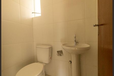 Casa de condomínio para alugar com 112m², 3 quartos e 1 vagaLavabo