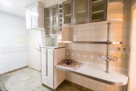 Apartamento à venda com 96m², 3 quartos e 2 vagasCozinha