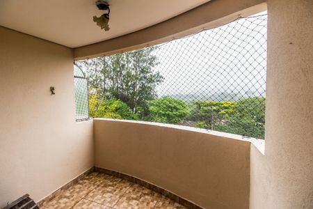 Apartamento à venda com 96m², 3 quartos e 2 vagasVaranda