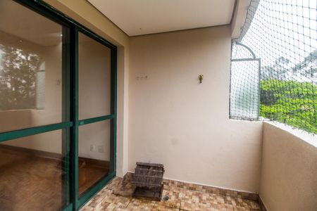 Apartamento à venda com 96m², 3 quartos e 2 vagasVaranda