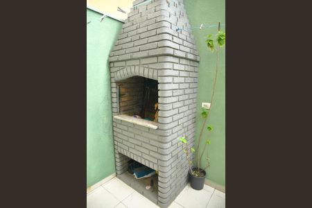 Casa à venda com 134m², 3 quartos e 4 vagasÁrea de convivência ( churrasqueira )