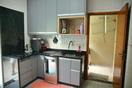 Casa à venda com 134m², 3 quartos e 4 vagasCozinha 