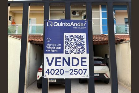 Casa à venda com 134m², 3 quartos e 4 vagas