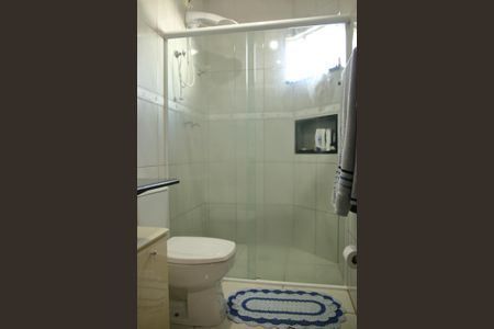 Casa à venda com 134m², 3 quartos e 4 vagasSuíte 1  - Banheiro 