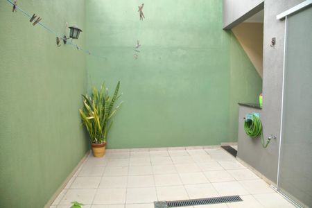 Casa à venda com 134m², 3 quartos e 4 vagasÁrea de convivência ( churrasqueira )