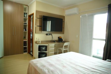 Casa à venda com 134m², 3 quartos e 4 vagasSuíte 1 