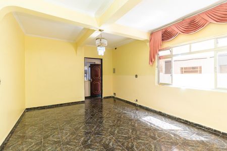 Sala 2 de casa para alugar com 6 quartos, 314m² em Jardim Virginia, São Paulo