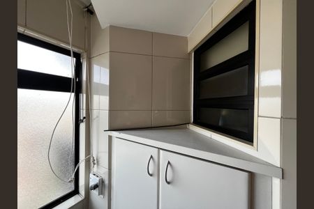 Apartamento à venda com 62m², 2 quartos e 2 vagas Apartamento à venda com 62m², 2 quartos e 2 vagasÁrea de Serviço