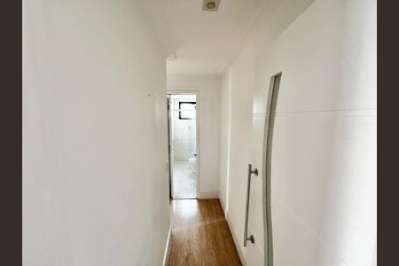 Apartamento à venda com 62m², 2 quartos e 2 vagas Apartamento à venda com 62m², 2 quartos e 2 vagasCorredor