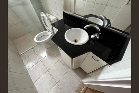 Apartamento à venda com 62m², 2 quartos e 2 vagas Apartamento à venda com 62m², 2 quartos e 2 vagasBanheiro Social