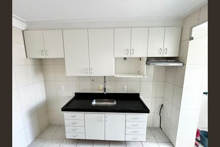 Apartamento à venda com 62m², 2 quartos e 2 vagas Apartamento à venda com 62m², 2 quartos e 2 vagasCozinha