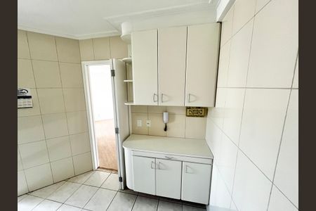 Apartamento à venda com 62m², 2 quartos e 2 vagas Apartamento à venda com 62m², 2 quartos e 2 vagasCozinha