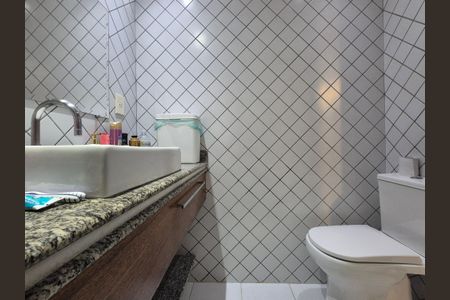 Apartamento à venda com 101m², 2 quartos e 2 vagasBanheiro 
