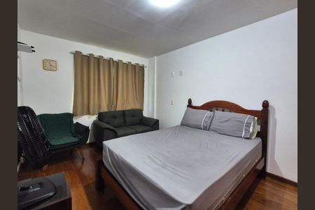 Apartamento à venda com 101m², 2 quartos e 2 vagasSuíte 