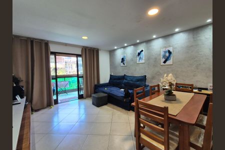 Apartamento à venda com 101m², 2 quartos e 2 vagasSala