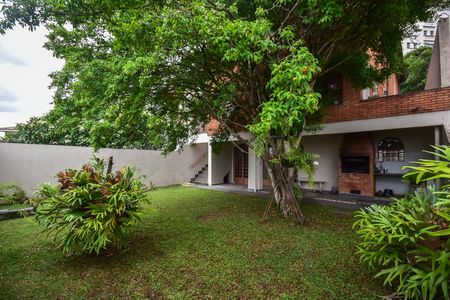 Casa à venda com 478m², 4 quartos e 10 vagasQuintal