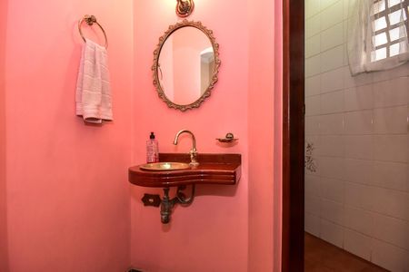 Casa à venda com 478m², 4 quartos e 10 vagasLavabo