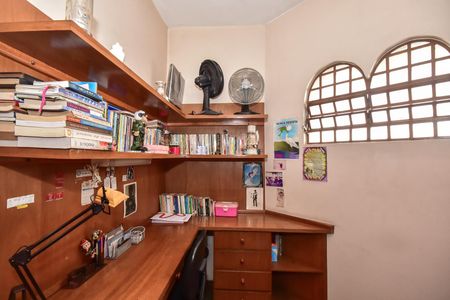 Casa à venda com 478m², 4 quartos e 10 vagasEscritório