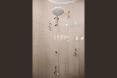 Casa à venda com 478m², 4 quartos e 10 vagasBanheiro Suíte 1