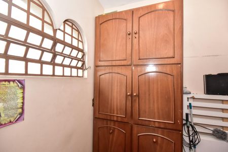 Casa à venda com 478m², 4 quartos e 10 vagasEscritório