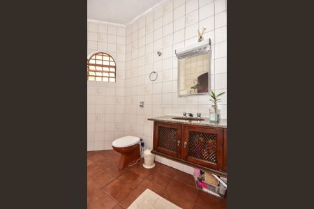 Casa à venda com 478m², 4 quartos e 10 vagasBanheiro