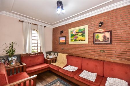 Casa à venda com 478m², 4 quartos e 10 vagasLareira