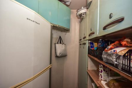 Casa à venda com 478m², 4 quartos e 10 vagasDespensa